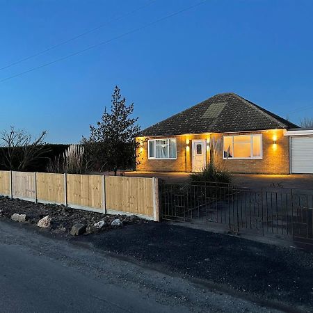 בוסטון 2 Bedroom Detached Bungalow With Hot Tub And Secure Garden And Parking - Pet Friendly On 7 Acres Of Land מראה חיצוני תמונה